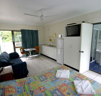 Tropical Palms Inn - Perths Hotel