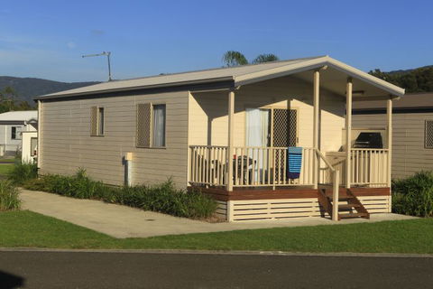 Corrimal Beach Tourist Park - Perths Hotel 14