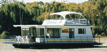 Oz Houseboats - Perths Hotel 1