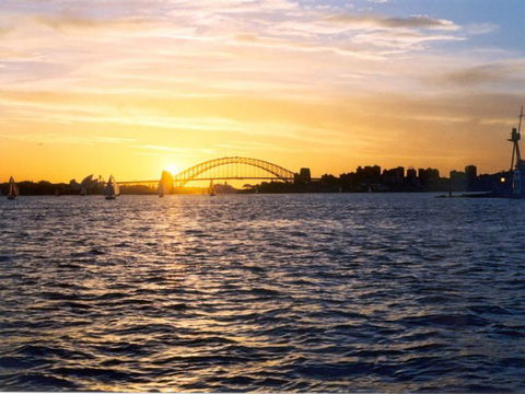 Australian Spirit Sailing Company - Perths Hotel 0