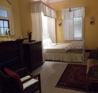 Guy House Bed and Breakfast
