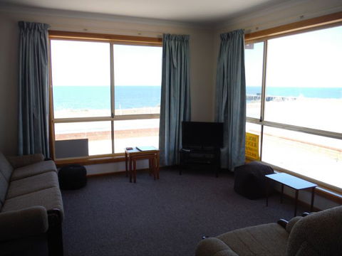 Gulf View - Perths Hotel 0