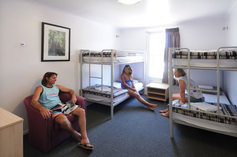 Yamba YHA - Perths Hotel 0