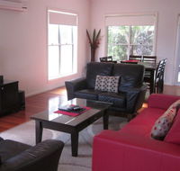 Sea Eagle Manor 605 - Perths Hotel