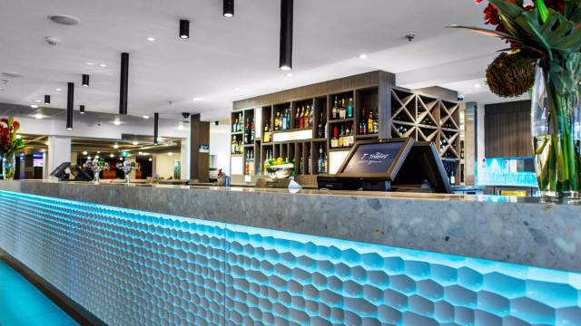 Dickson ACT Perths Hotel