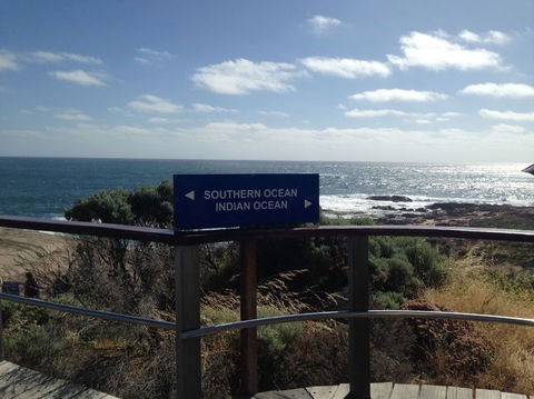 Margaret River, Caves, Wine And Cape Leeuwin Lighthouse Tour From Perth - Perths Hotel 9