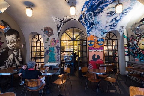 Nightlife In Melbourne: St Kilda - Perths Hotel 6