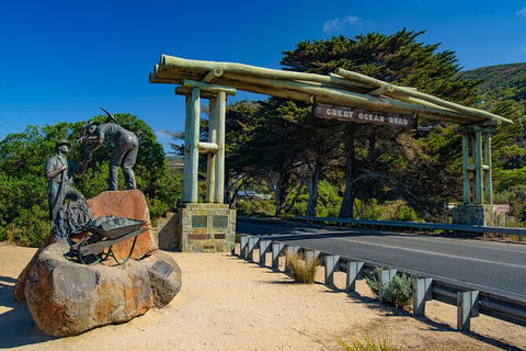 Private Great Ocean Road Express Tour (9 Hour Tour) - Perths Hotel 9