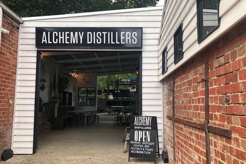YARRA VALLEY NIGHT TOUR! Gin, Cider, Vodka, Beer, Wine & The World's Best Pizza! - Perths Hotel 1