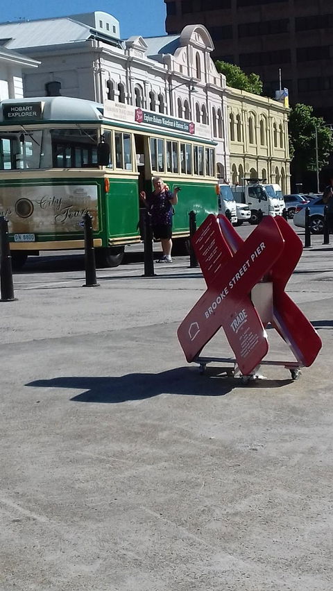 Hobart Half-Day Sightseeing Coach Tram Tour - Perths Hotel 3