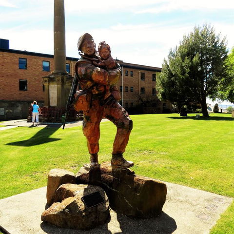 Hobart Half-Day Sightseeing Coach Tram Tour - Perths Hotel 10