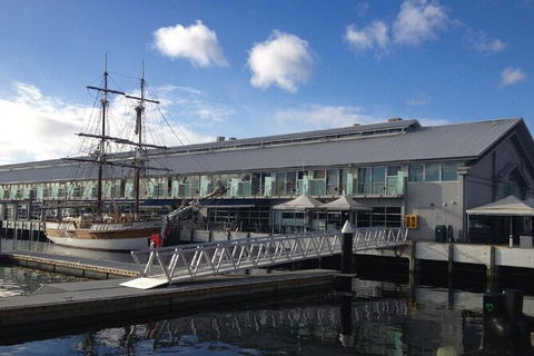 Hobart Half-Day Sightseeing Coach Tram Tour - Perths Hotel 22