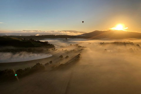 Balloon Flights In Northern Tasmania - Perths Hotel 1