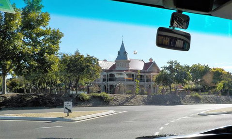 Barossa Valley Wineries Tour With Tastings And Lunch From Adelaide - Perths Hotel 14