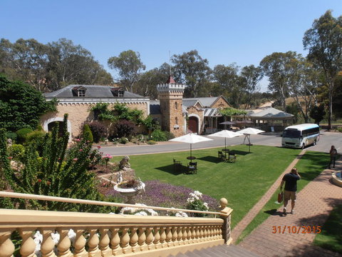 Barossa Valley Wineries Tour With Tastings And Lunch From Adelaide - Perths Hotel 15