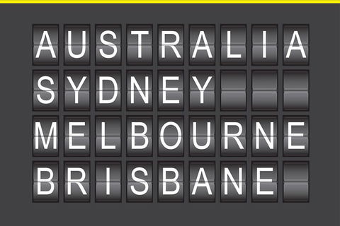Luxury Brisbane Airport Transfers To And From Broadbeach For Up To 7 Ppl - Perths Hotel 0