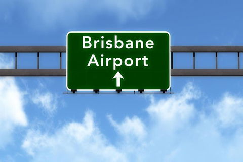 Private Airport Transfer From Brisbane Airport (BNE) To North Gold Coast 1-6 Pax - Perths Hotel 1