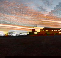 Bus Transfer Alice Springs to Ayers Rock Resort - Perths Hotel