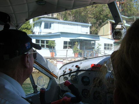 Lunch At Cottage Point Inn By Seaplane From Sydney - Perths Hotel 13