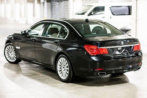 Family Sydney Airport Departure Transfer - Perths Hotel 4