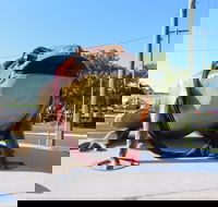 Sarina - Perths Hotel