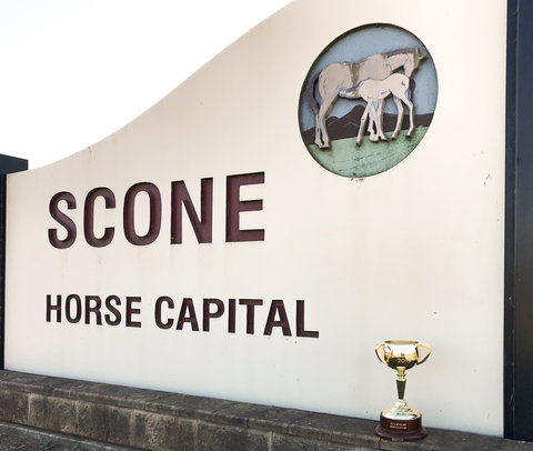 Scone - Perths Hotel 1