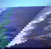 Useless Loop - Perths Hotel