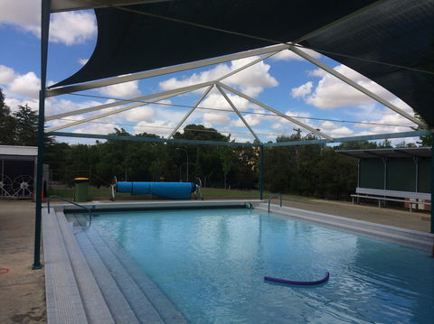 Yass Olympic Swimming Pool - Perths Hotel 0