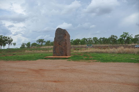Noel Buntine Memorial - Perths Hotel 0