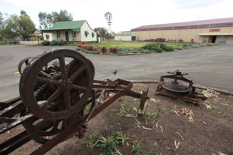 Namoi Echo Museum - Perths Hotel 0