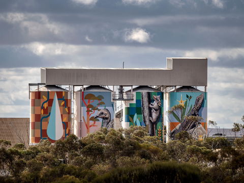 PUBLIC Silo Trail - Perths Hotel 1