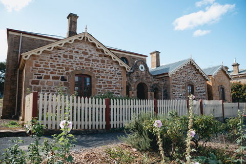 Auburn - Perths Hotel 1