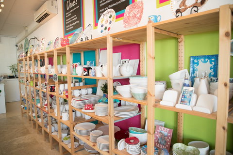 Colour My Pot - Perths Hotel 0