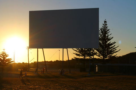 Dongara Denison Drive-Ins - Perths Hotel 0