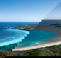 Fingal Bay Beach - Perths Hotel