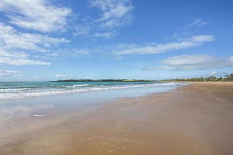 Grasstree Beach - Perths Hotel 1