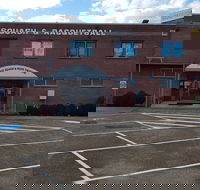 Lakes Squash and Movie Theatre - Perths Hotel