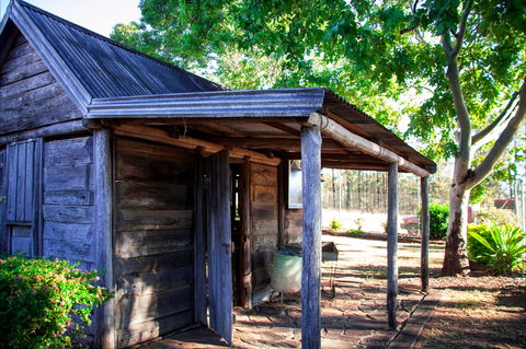Outback Heritage And Coal Adventure - Perths Hotel 1