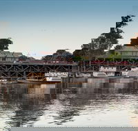 Port of Echuca Discovery Centre - Perths Hotel