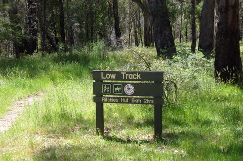 Ritchie's Hut - Perths Hotel 0