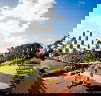 Sydney Park - Perths Hotel