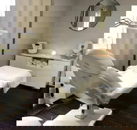 Flinders SkinSpa - Perths Hotel