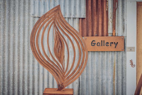 Overwrought Sculpture Garden And Gallery - Perths Hotel 0