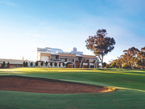 Rich River Golf Club - Perths Hotel 0