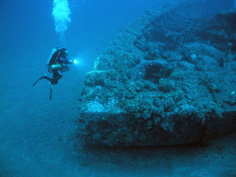 The Zanoni Wreck - Perths Hotel 0