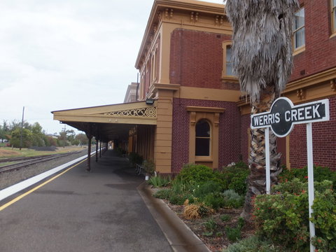 Australian Railway Monument And Rail Journeys Museum - Perths Hotel 2
