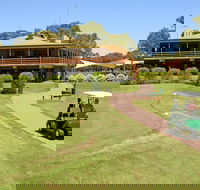 Coomealla Golf Club - Perths Hotel