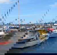 St Helens - Perths Hotel