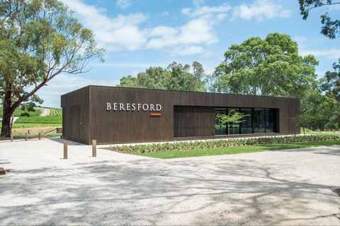 Beresford Estate Tasting Pavilion - Perths Hotel 1