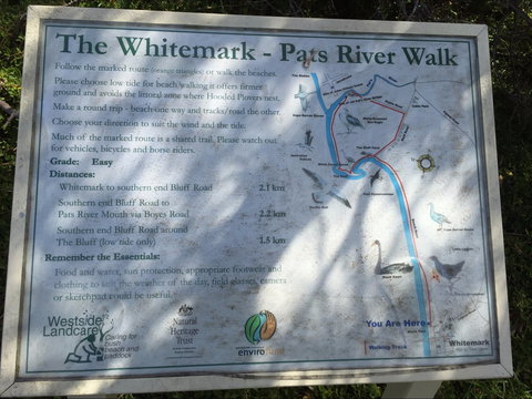 Bluff Track Fitness Trail - Perths Hotel 1